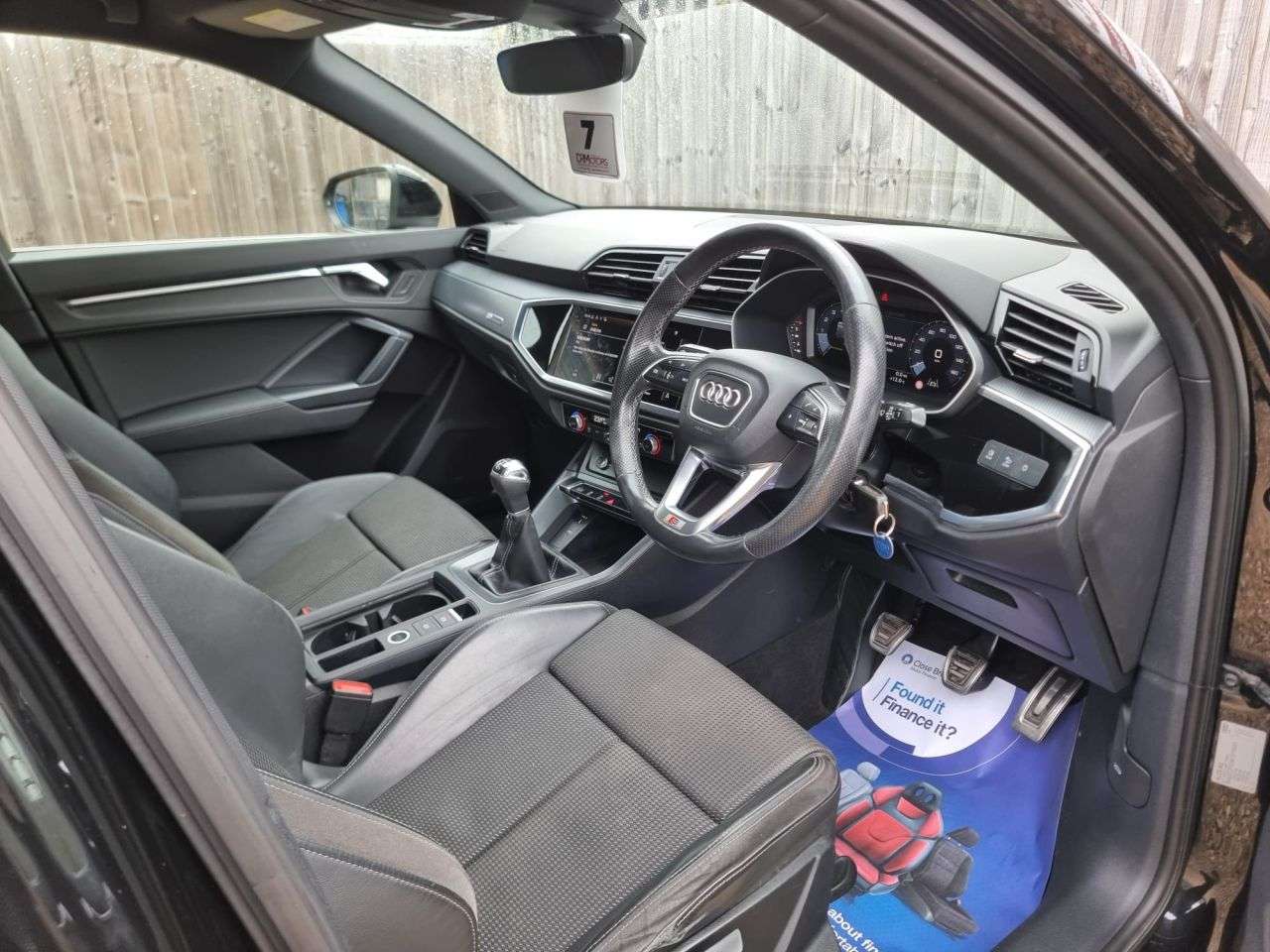 A 2021 AUDI Q3 1.5 TFSI CoD 35 S line SUV 5dr Petrol Manual Euro 6 (s/s) (150 ps) SAT NAV A 2021 AUDI Q3 1.5 TFSI CoD 35 S line SUV 5dr Petrol Manual Euro 6 (s/s) (150 ps) SAT NAV
