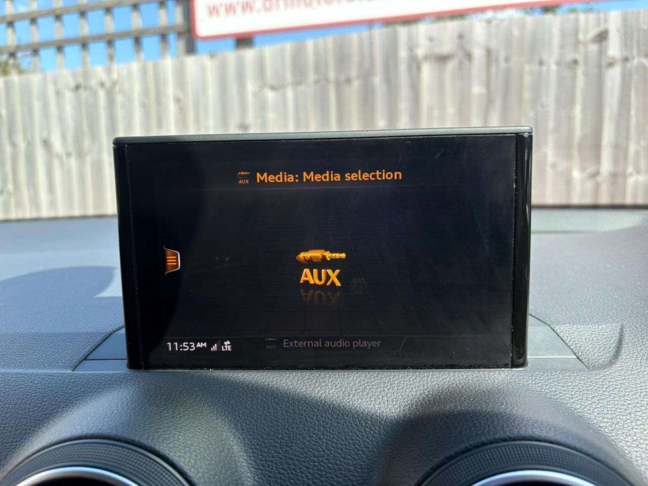 2017 AUDI Q2 2017 AUDI Q2