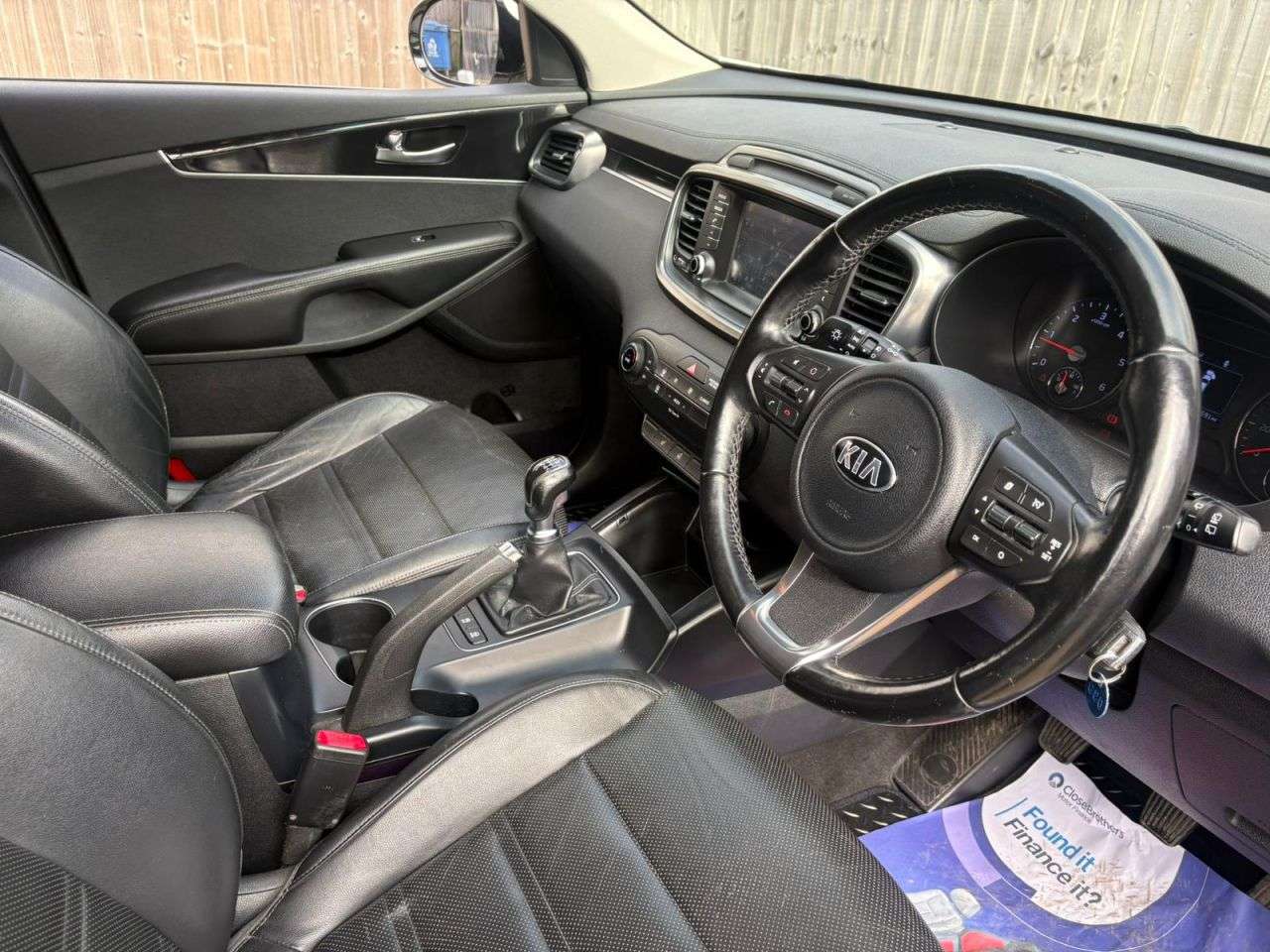 A 2015 KIA SORENTO 2.2 CRDi KX-2 SUV 5dr Diesel Manual AWD Euro 6 (s/s) (197 bhp) 7 SEATER + S A 2015 KIA SORENTO 2.2 CRDi KX-2 SUV 5dr Diesel Manual AWD Euro 6 (s/s) (197 bhp) 7 SEATER + S