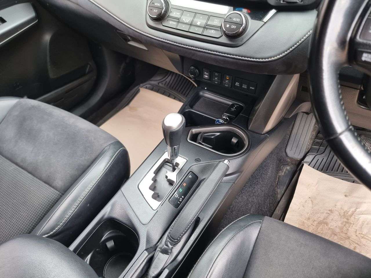 2018 TOYOTA RAV4 2018 TOYOTA RAV4