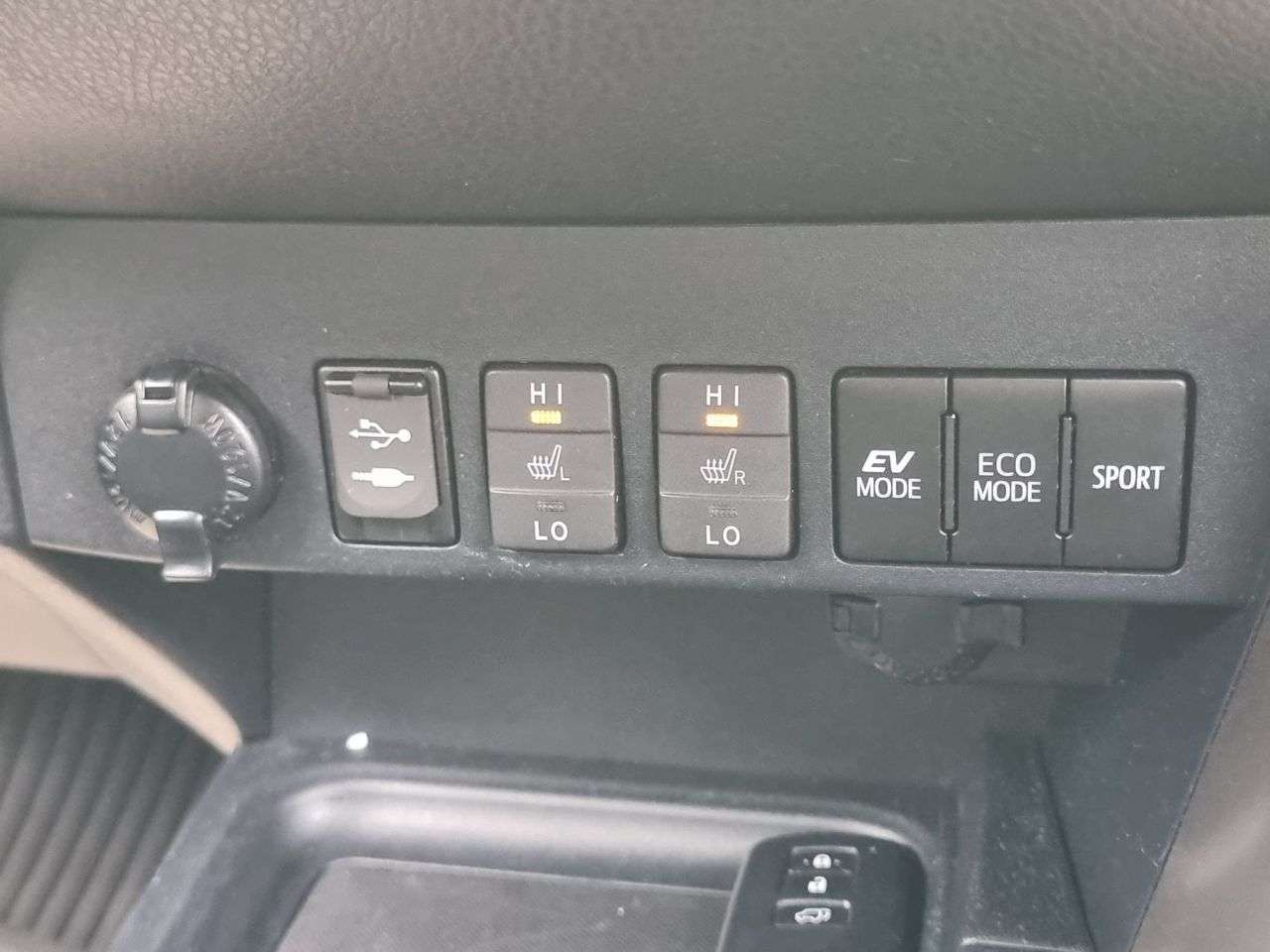 2018 TOYOTA RAV4 2018 TOYOTA RAV4