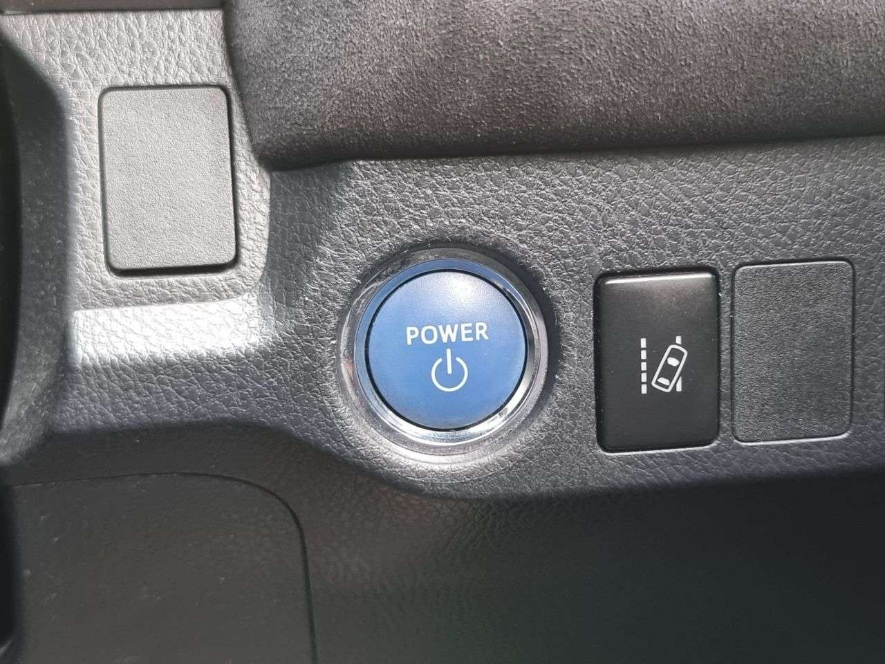 2018 TOYOTA RAV4 2018 TOYOTA RAV4