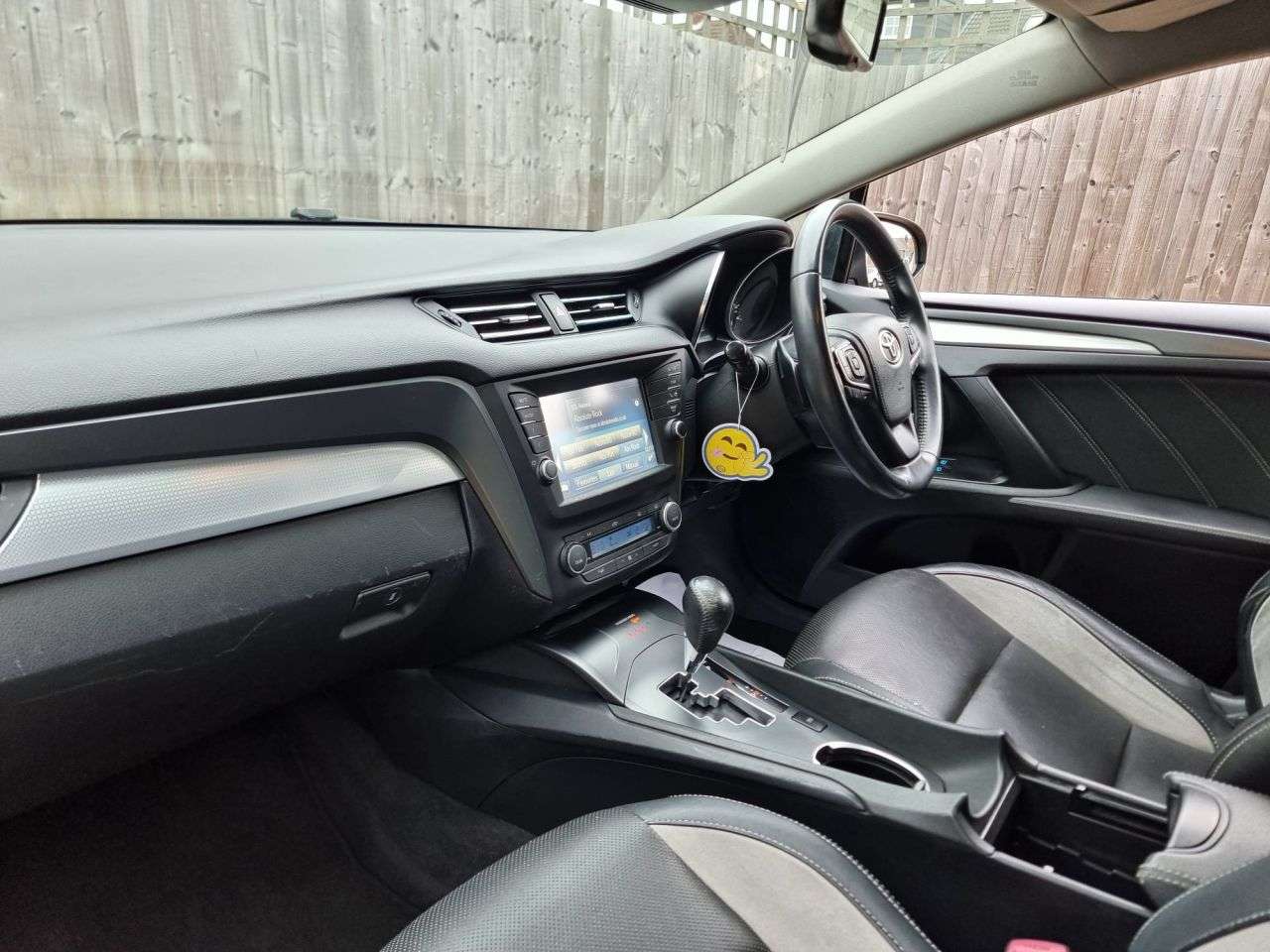 2017 TOYOTA AVENSIS 2017 TOYOTA AVENSIS