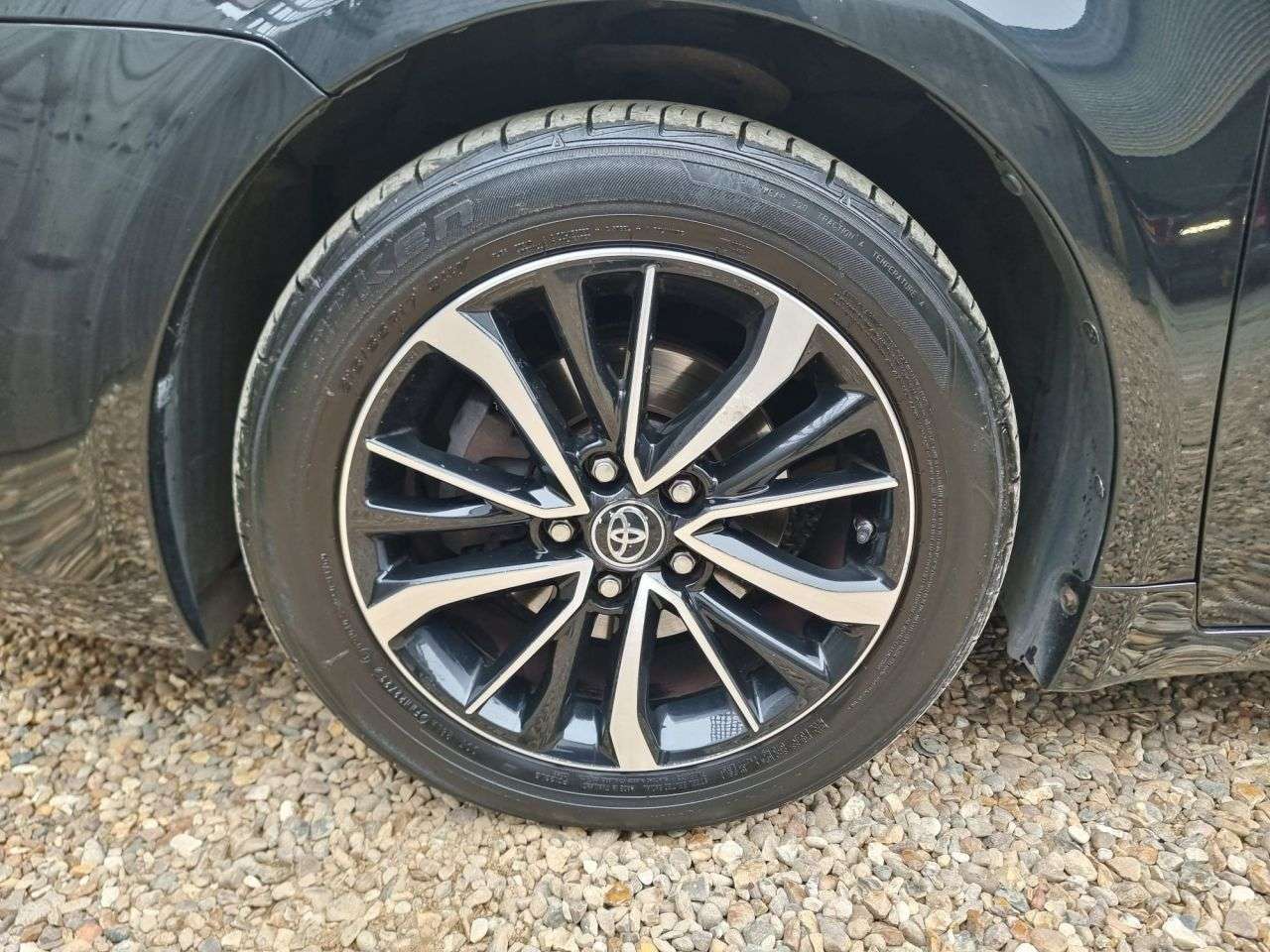 2017 TOYOTA AVENSIS 2017 TOYOTA AVENSIS