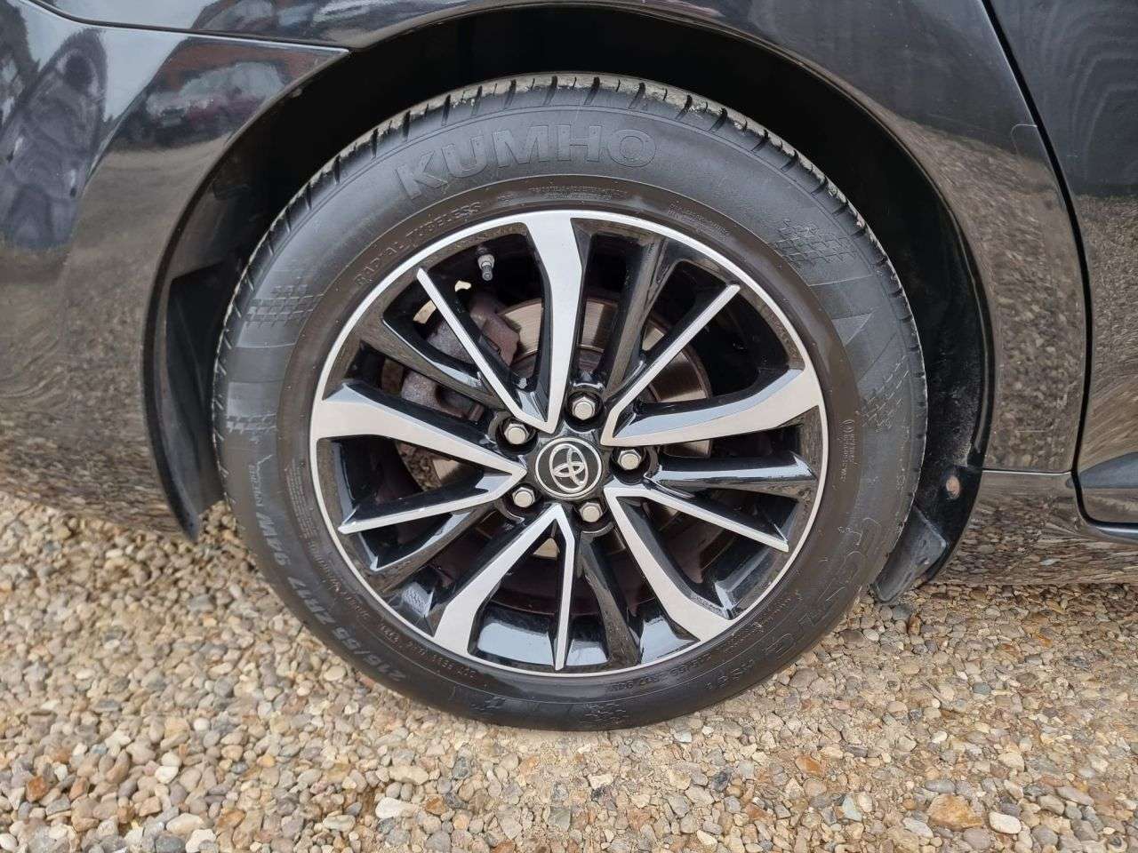 2017 TOYOTA AVENSIS 2017 TOYOTA AVENSIS