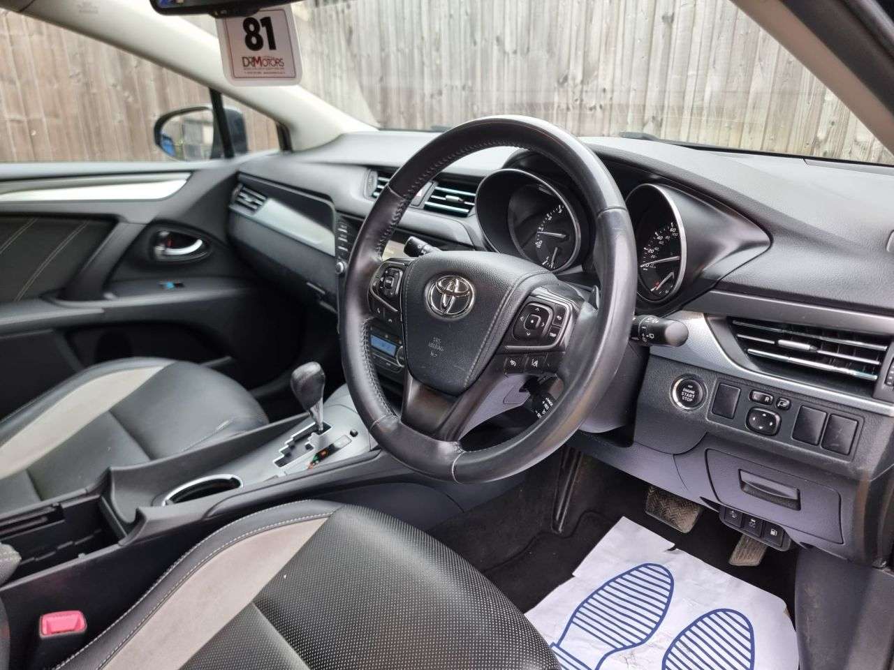 A 2017 TOYOTA AVENSIS 1.8 V-Matic Business Edition Plus Touring Sports 5dr Petrol CVT Euro 6 (147 A 2017 TOYOTA AVENSIS 1.8 V-Matic Business Edition Plus Touring Sports 5dr Petrol CVT Euro 6 (147