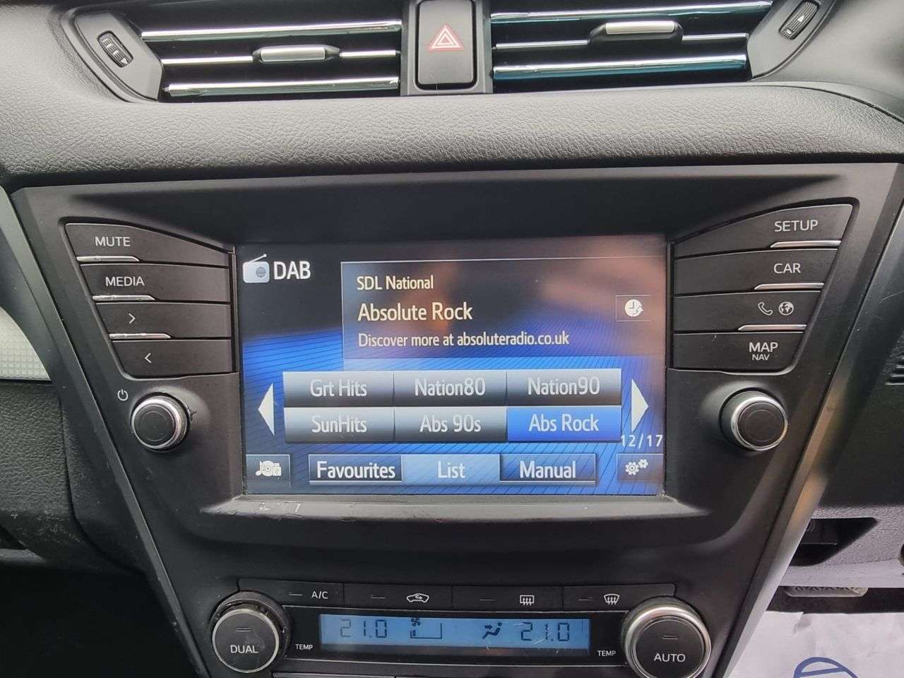 2017 TOYOTA AVENSIS 2017 TOYOTA AVENSIS