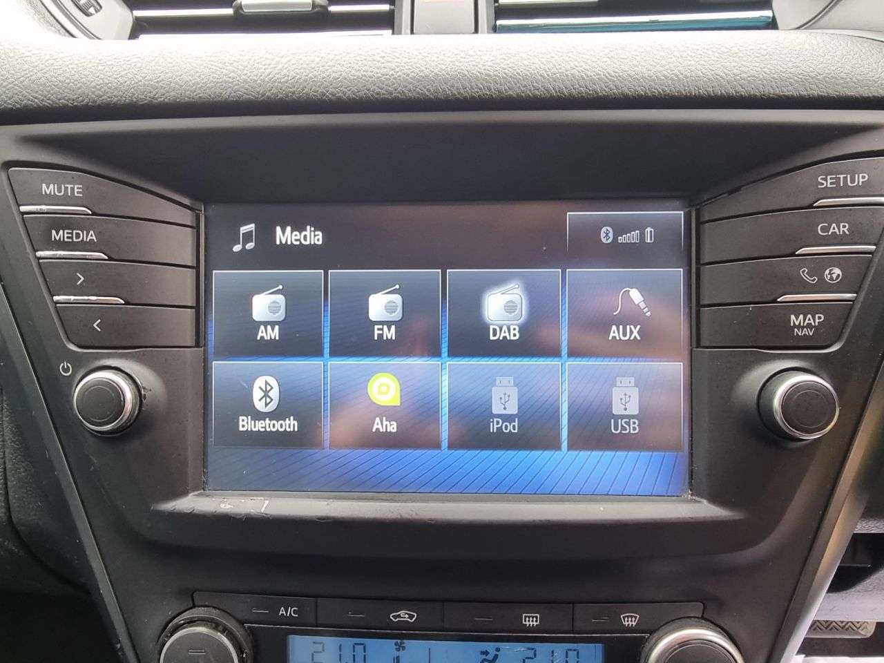 2017 TOYOTA AVENSIS 2017 TOYOTA AVENSIS