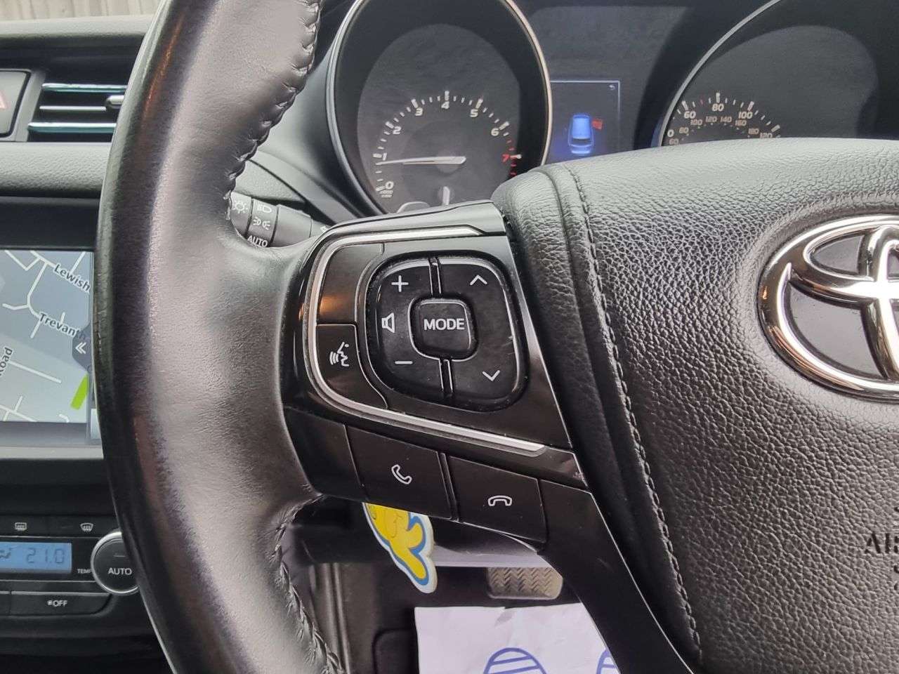 2017 TOYOTA AVENSIS 2017 TOYOTA AVENSIS