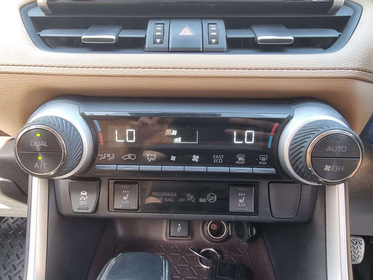2020 TOYOTA RAV4 2020 TOYOTA RAV4