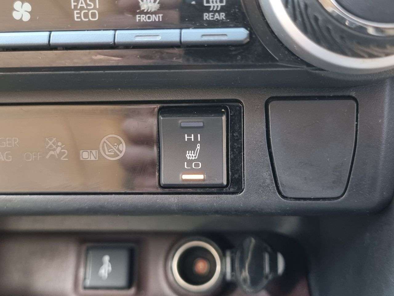 2020 TOYOTA RAV4 2020 TOYOTA RAV4