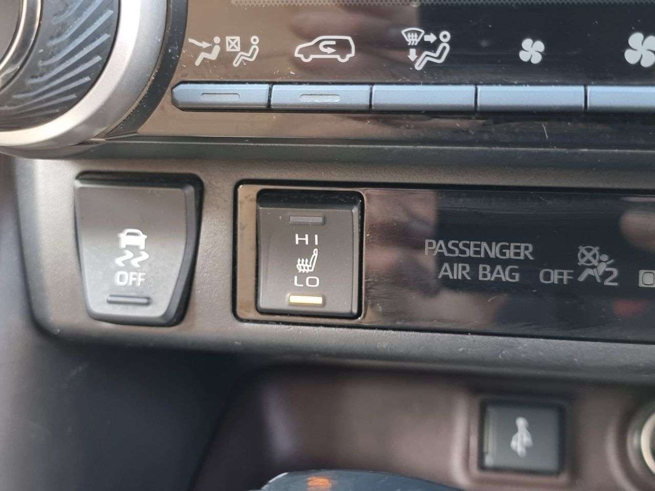 2020 TOYOTA RAV4 2020 TOYOTA RAV4
