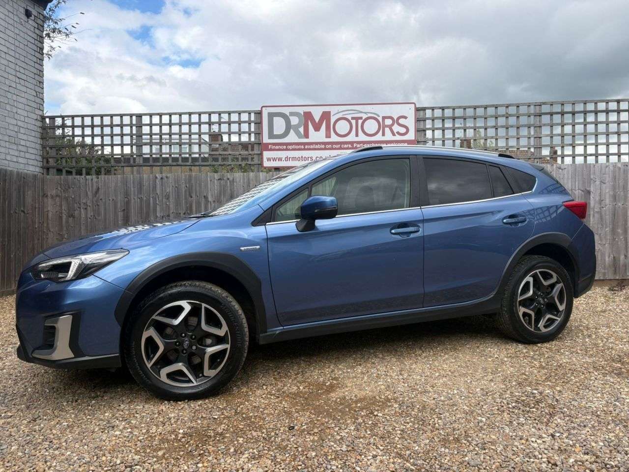 A 2020 SUBARU XV 2.0 i e-Boxer SE Premium SUV 5dr Petrol Hybrid Lineartronic 4WD Euro 6 (s/s A 2020 SUBARU XV 2.0 i e-Boxer SE Premium SUV 5dr Petrol Hybrid Lineartronic 4WD Euro 6 (s/s