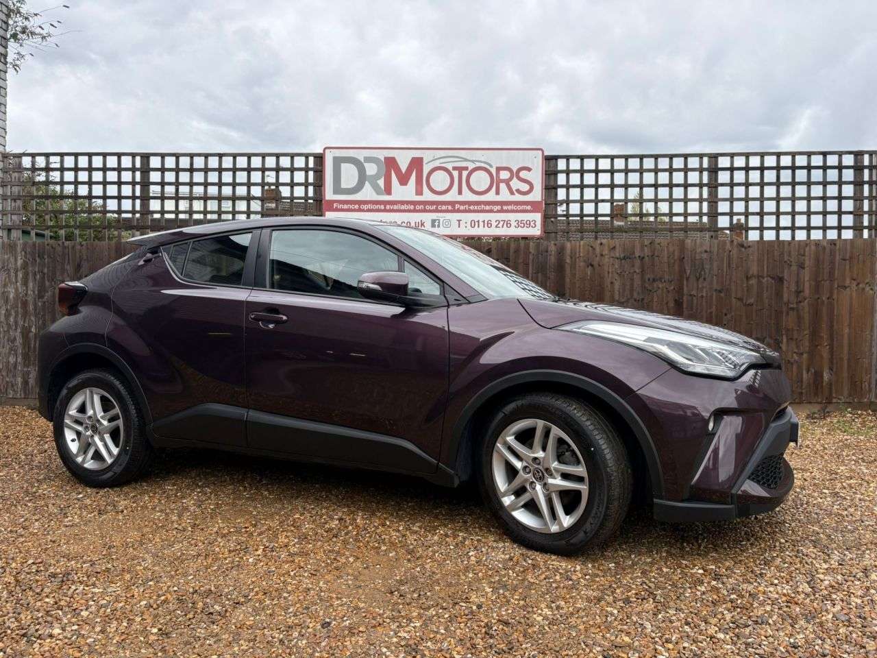 2023 TOYOTA C-HR 2023 TOYOTA C-HR