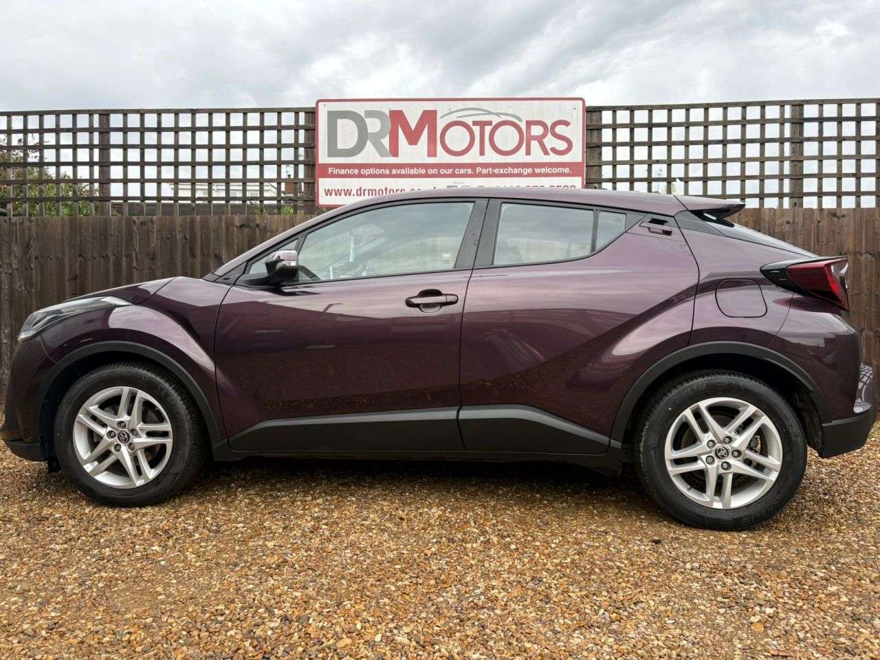 2023 TOYOTA C-HR 2023 TOYOTA C-HR