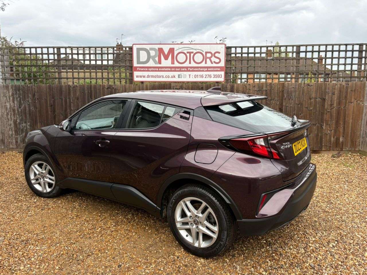 2023 TOYOTA C-HR 2023 TOYOTA C-HR