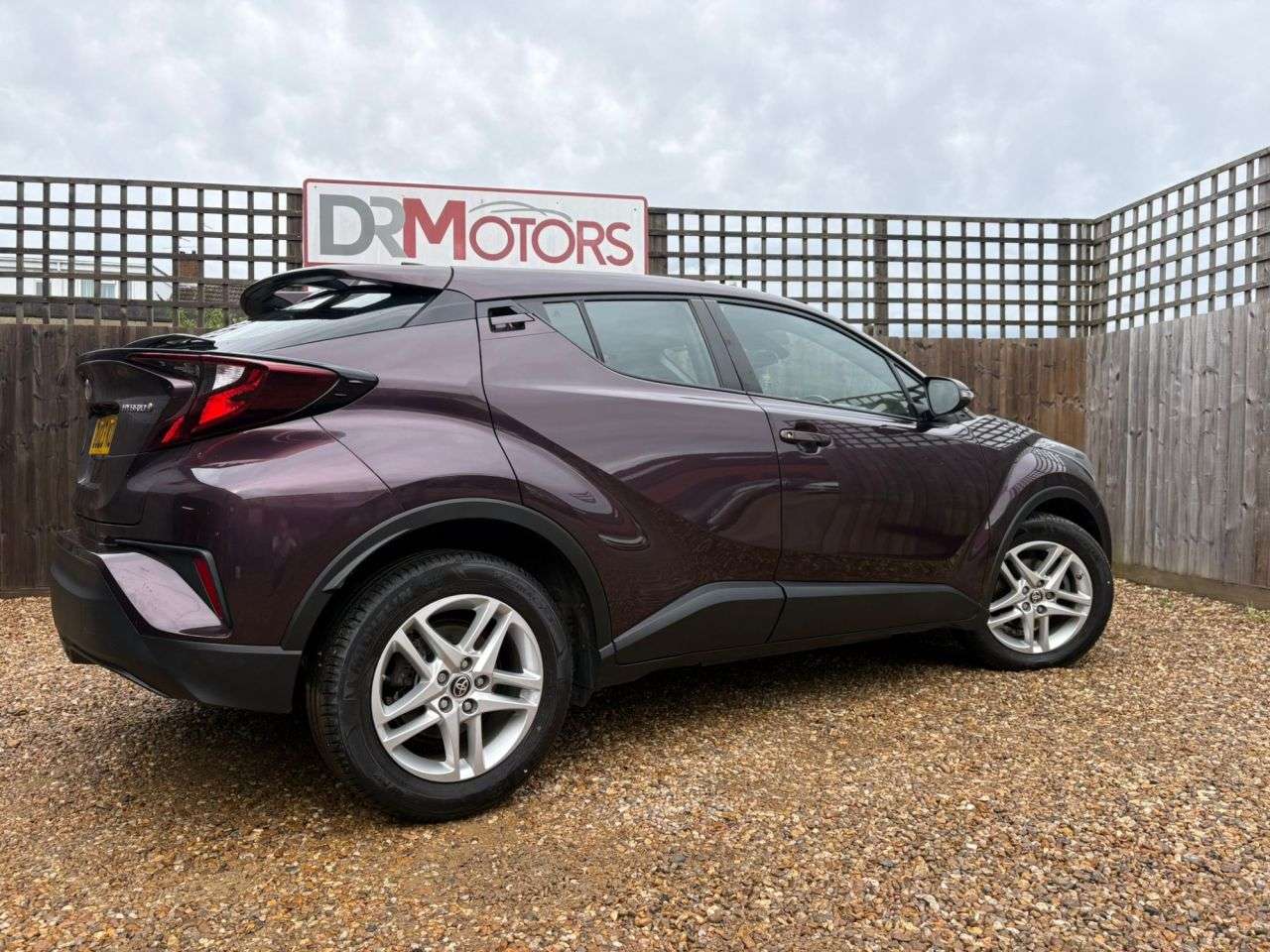 2023 TOYOTA C-HR 2023 TOYOTA C-HR