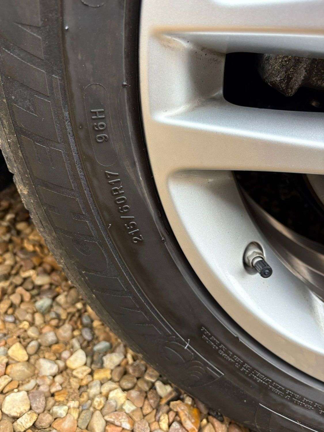 2023 TOYOTA C-HR 2023 TOYOTA C-HR