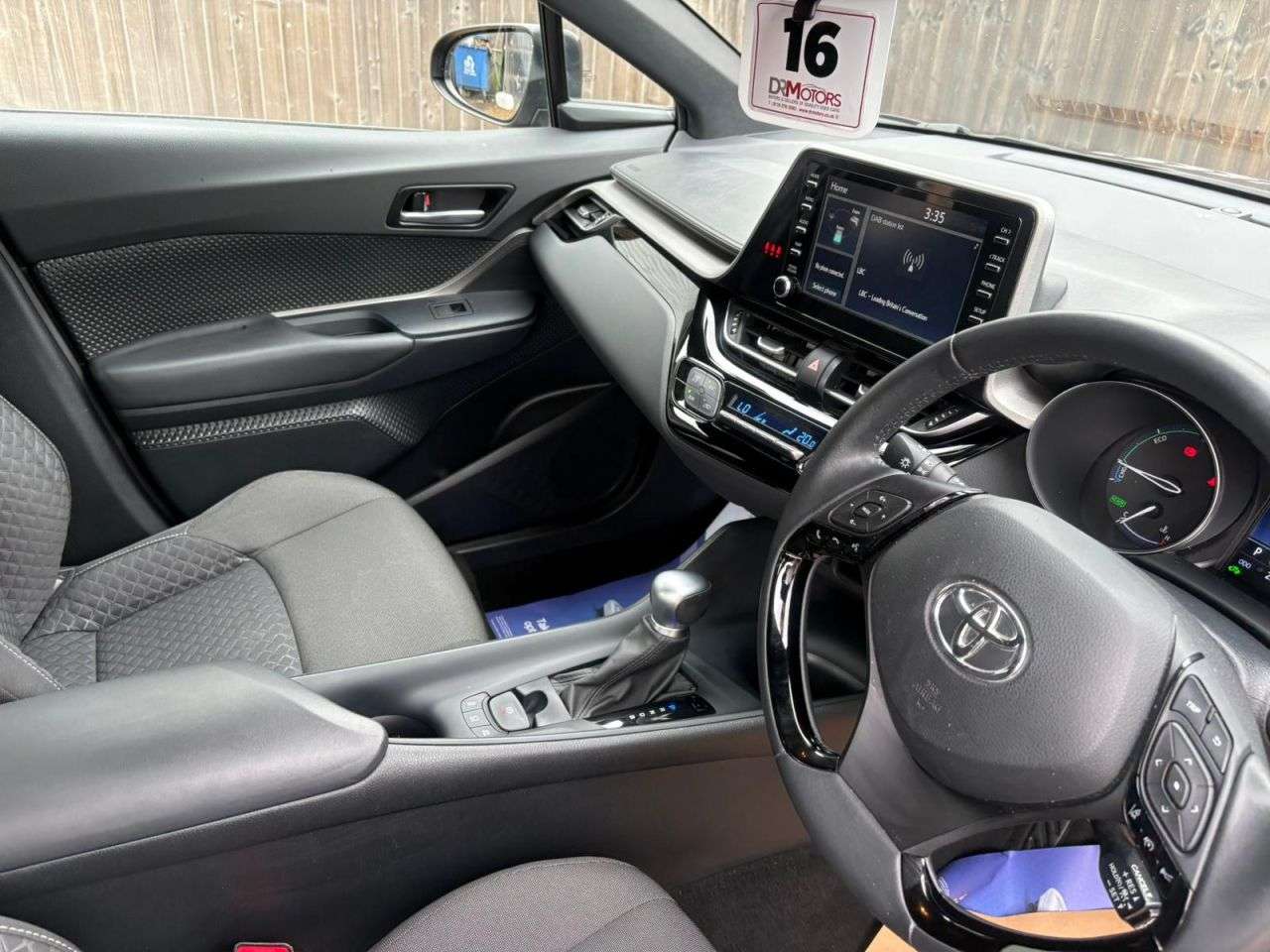 2023 TOYOTA C-HR 2023 TOYOTA C-HR