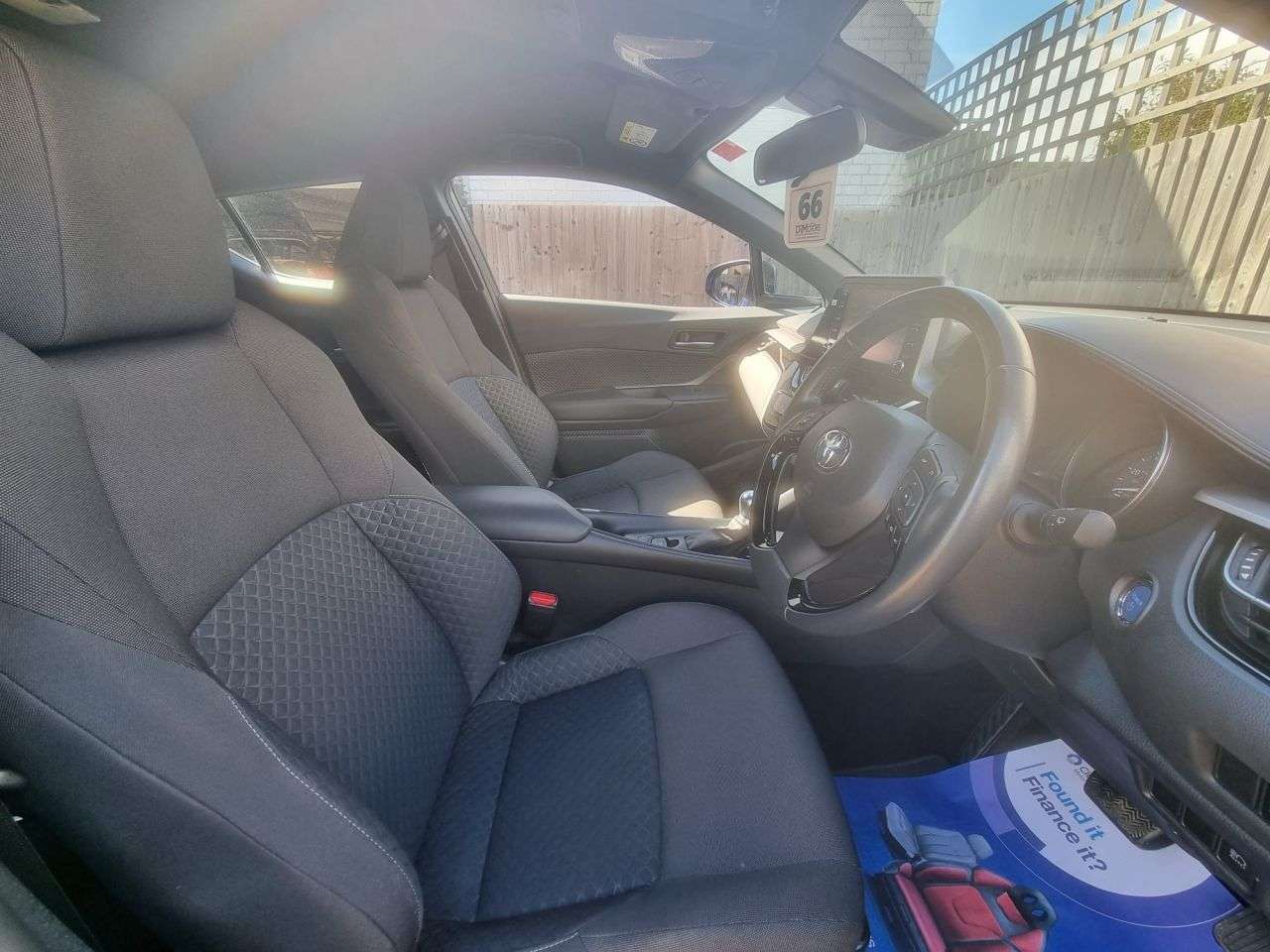2020 TOYOTA C-HR 2020 TOYOTA C-HR