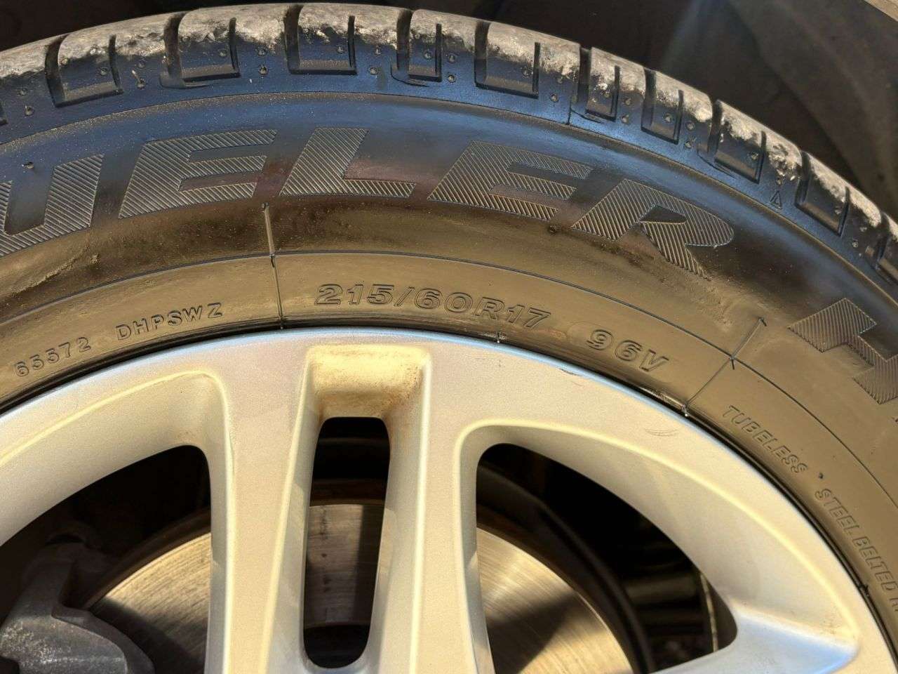 2023 TOYOTA C-HR 2023 TOYOTA C-HR