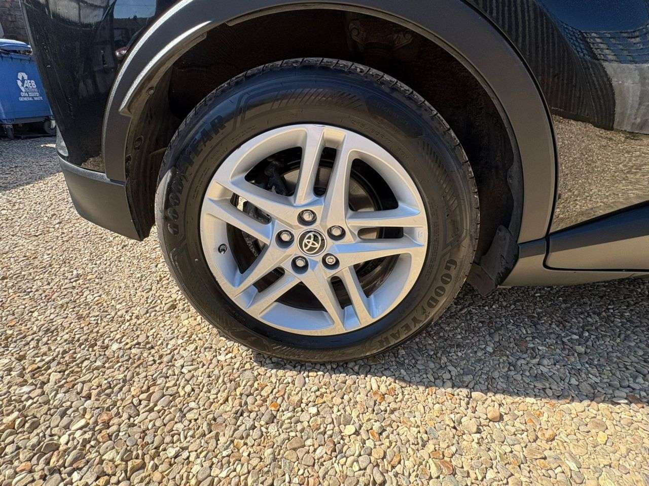 2023 TOYOTA C-HR 2023 TOYOTA C-HR