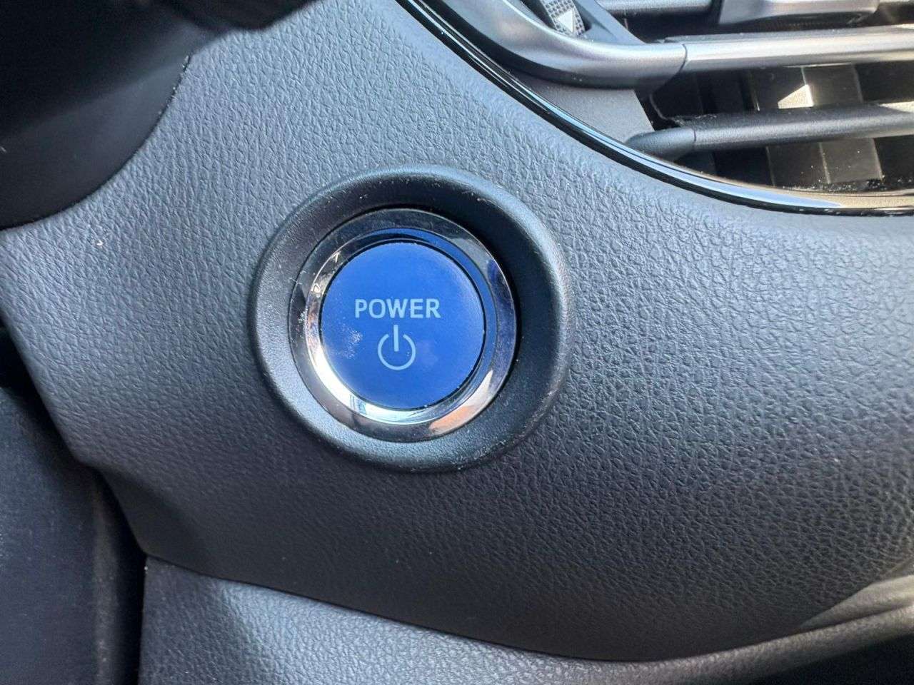 2023 TOYOTA C-HR 2023 TOYOTA C-HR