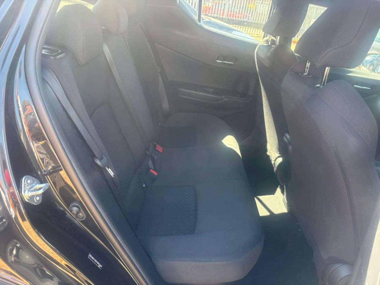 2023 TOYOTA C-HR 2023 TOYOTA C-HR