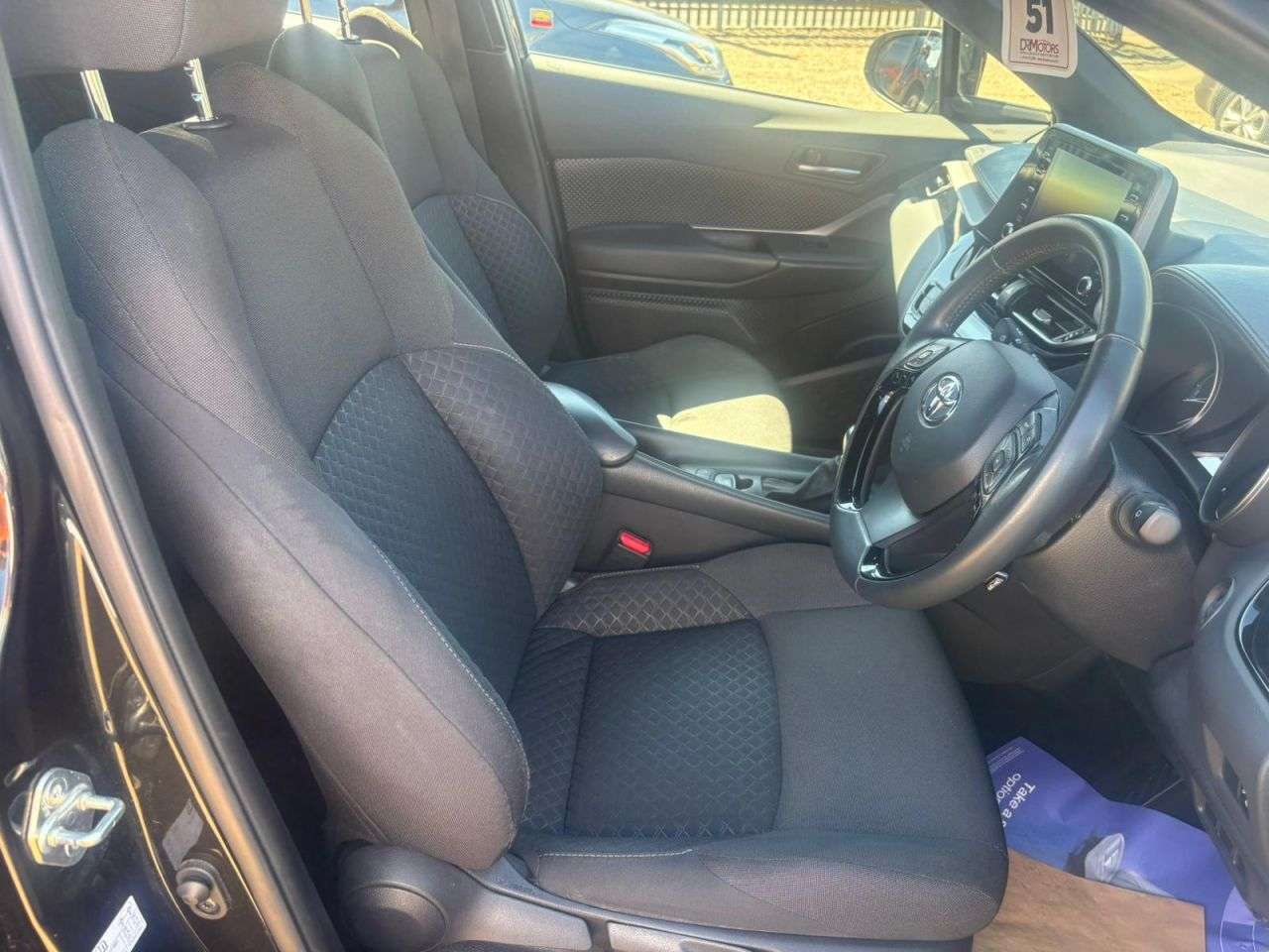 2023 TOYOTA C-HR 2023 TOYOTA C-HR