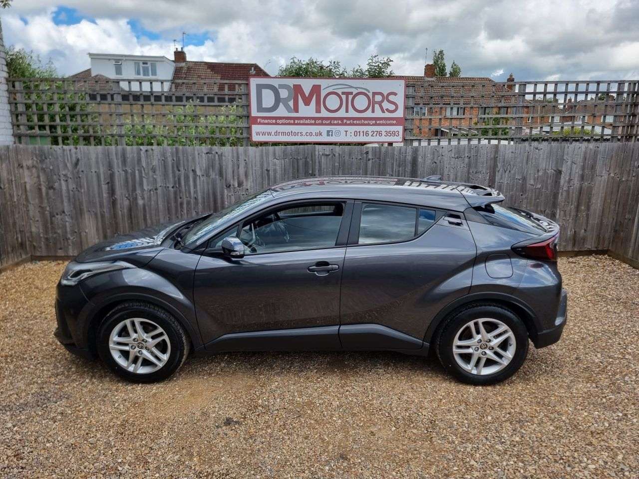 2023 TOYOTA C-HR 2023 TOYOTA C-HR