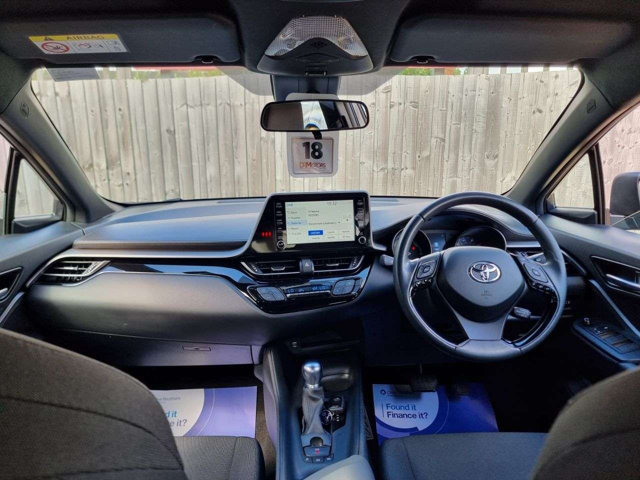2023 TOYOTA C-HR 2023 TOYOTA C-HR
