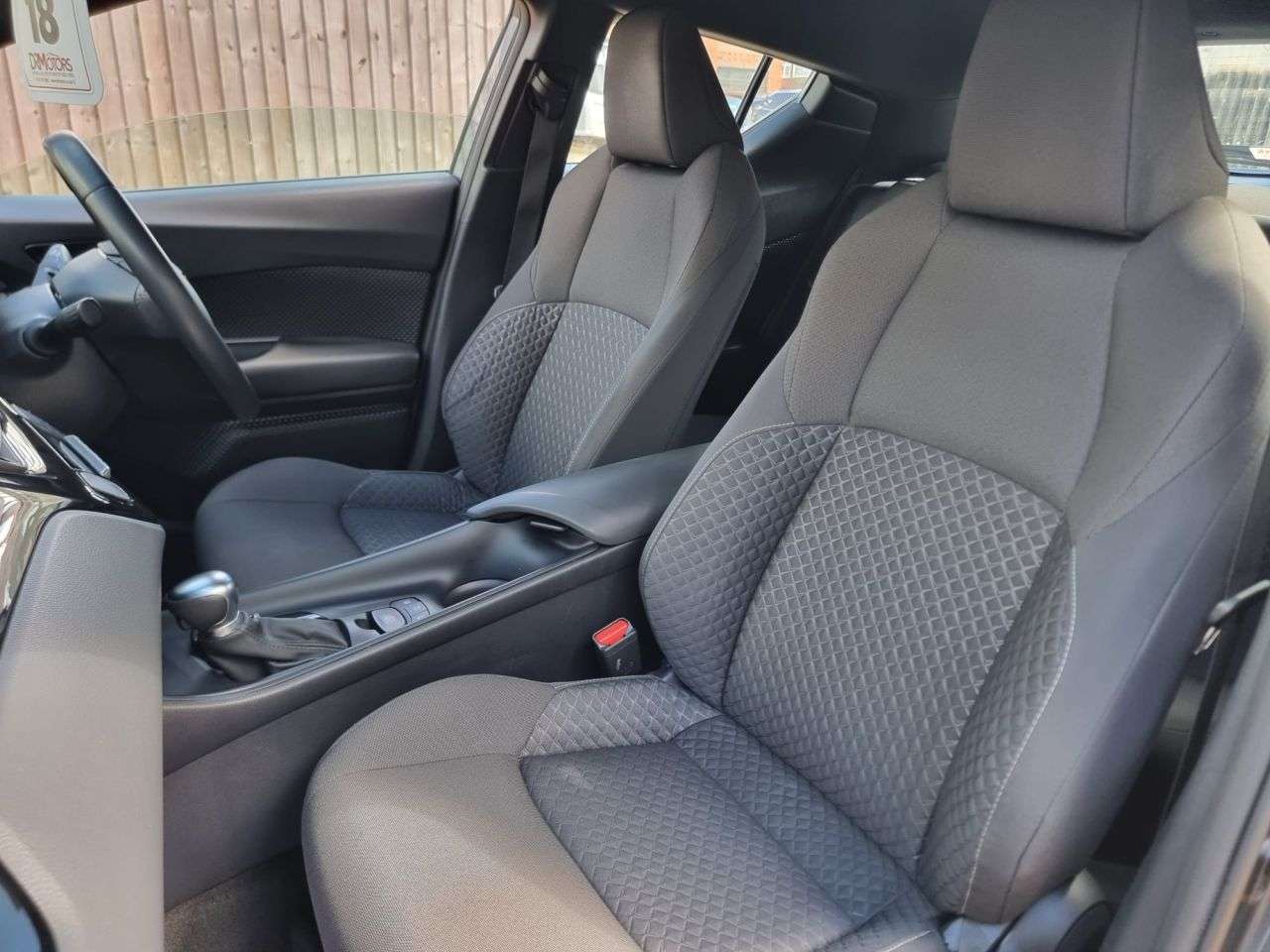 2023 TOYOTA C-HR 2023 TOYOTA C-HR