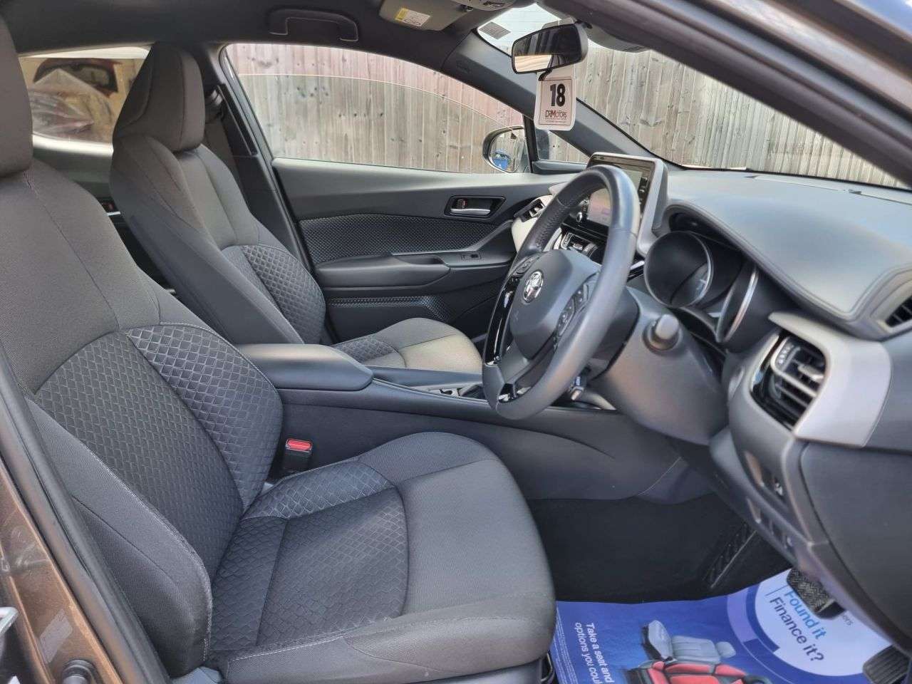 2023 TOYOTA C-HR 2023 TOYOTA C-HR
