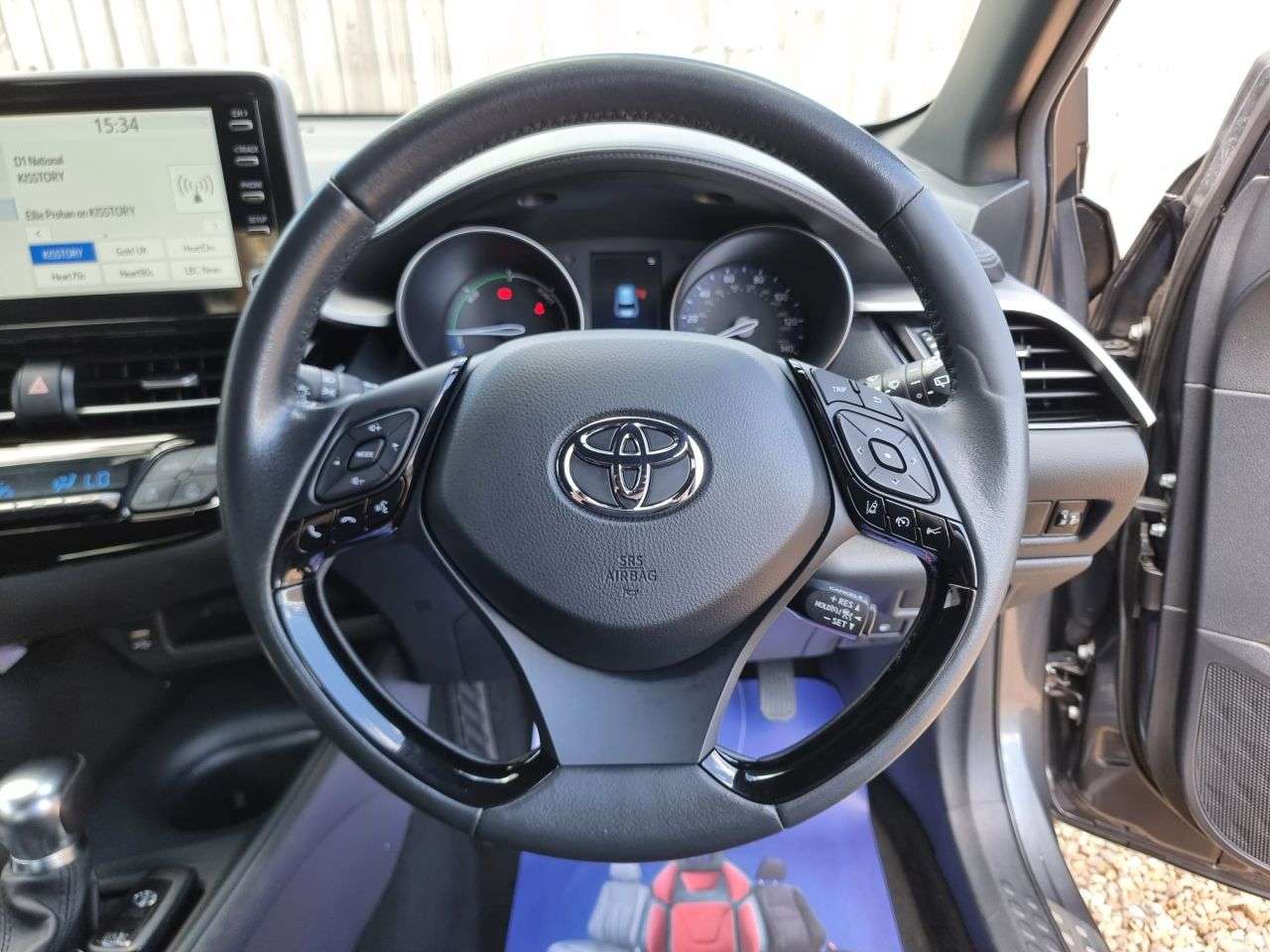 2023 TOYOTA C-HR 2023 TOYOTA C-HR