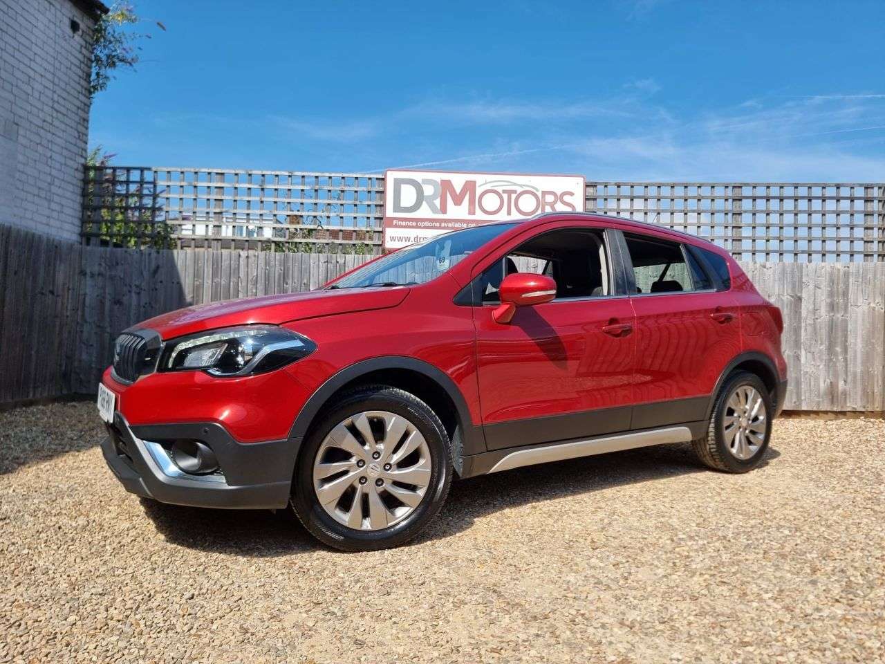 A 2018 SUZUKI SX4 S-CROSS 1.0 Boosterjet SZ-T SUV 5dr Petrol Manual Euro 6 (111 ps) R/CAMERA + BLUETO A 2018 SUZUKI SX4 S-CROSS 1.0 Boosterjet SZ-T SUV 5dr Petrol Manual Euro 6 (111 ps) R/CAMERA + BLUETO