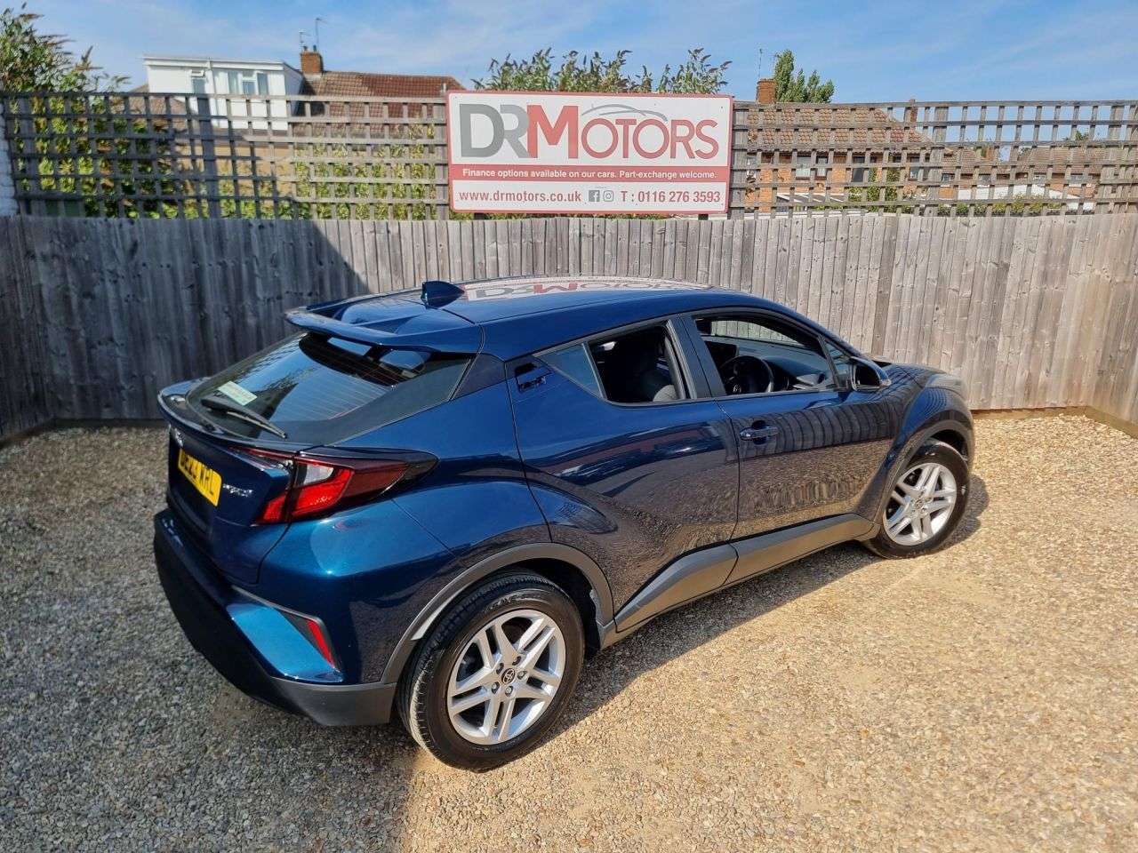 2023 TOYOTA C-HR 2023 TOYOTA C-HR