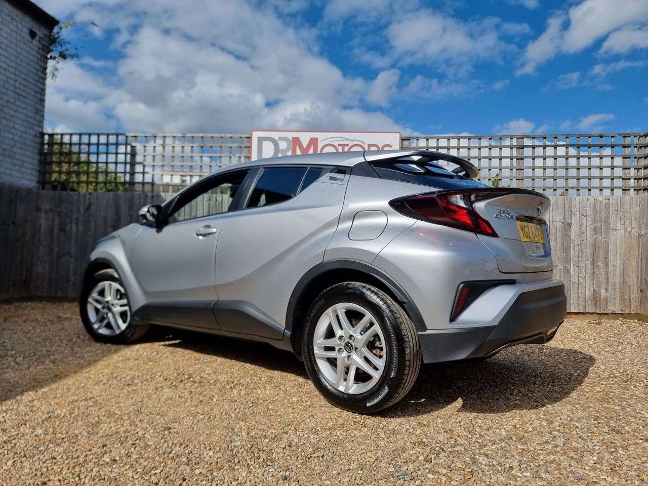 2023 TOYOTA C-HR 2023 TOYOTA C-HR