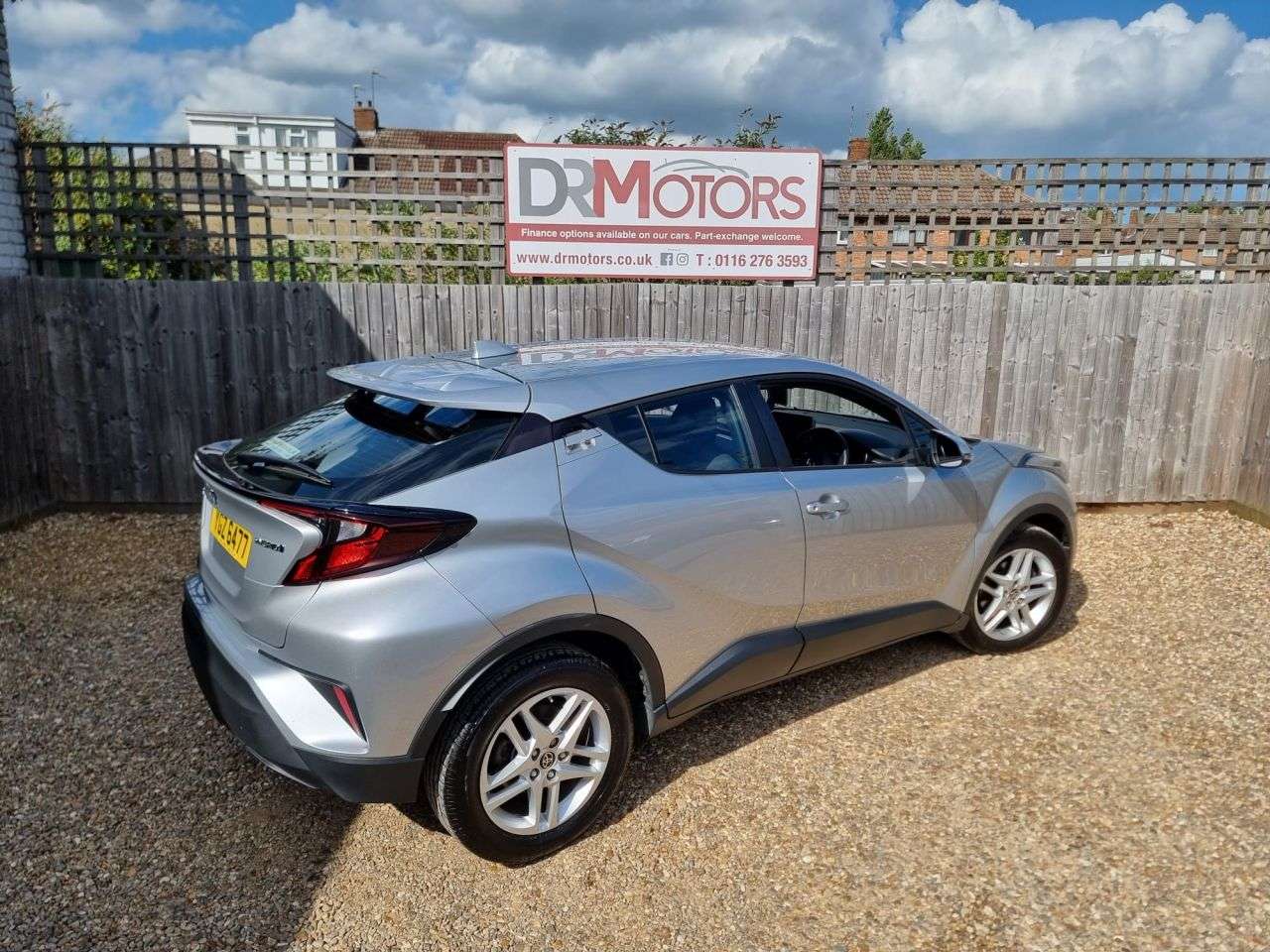 2023 TOYOTA C-HR 2023 TOYOTA C-HR