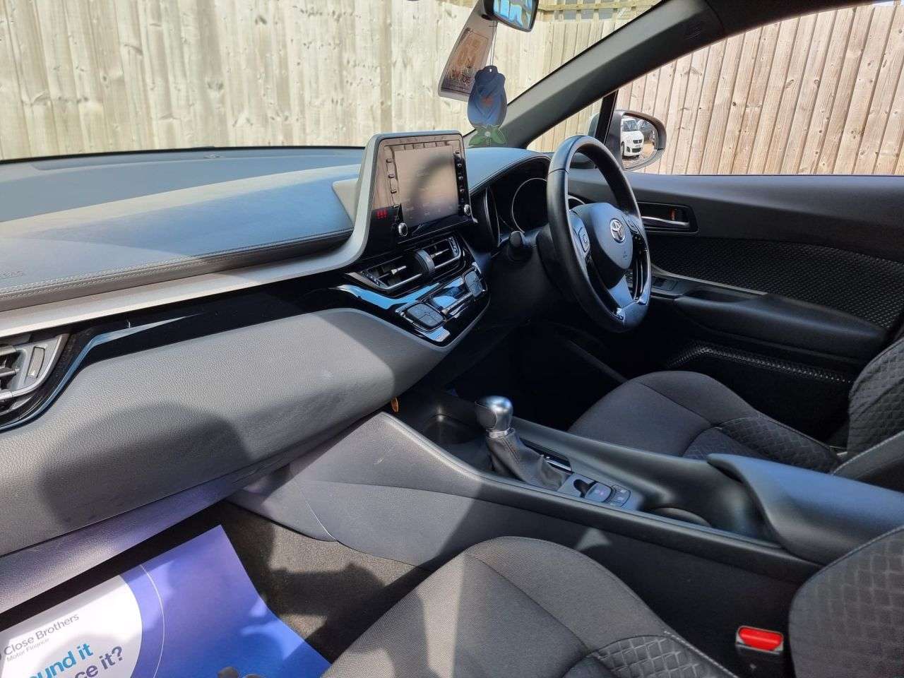 2023 TOYOTA C-HR 2023 TOYOTA C-HR