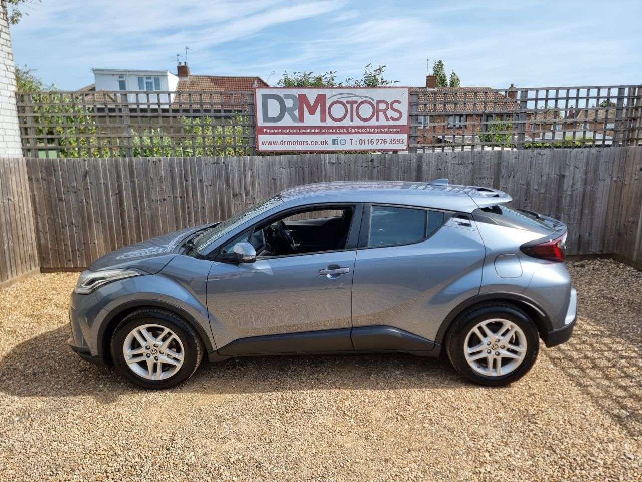 2023 TOYOTA C-HR 2023 TOYOTA C-HR
