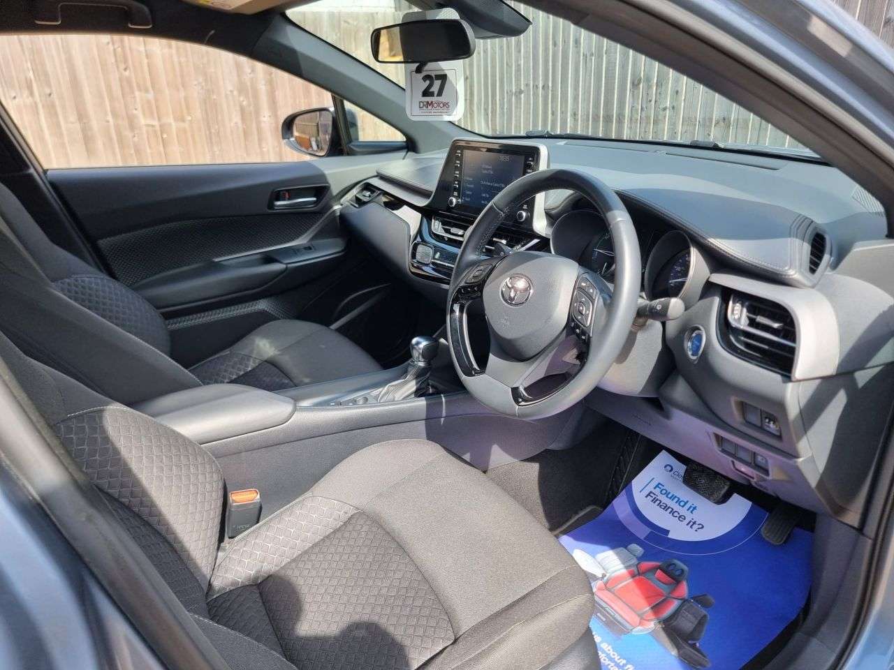2023 TOYOTA C-HR 2023 TOYOTA C-HR