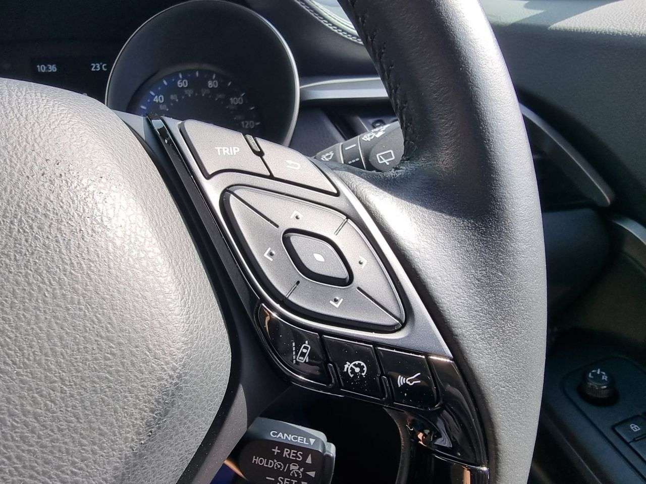 2023 TOYOTA C-HR 2023 TOYOTA C-HR