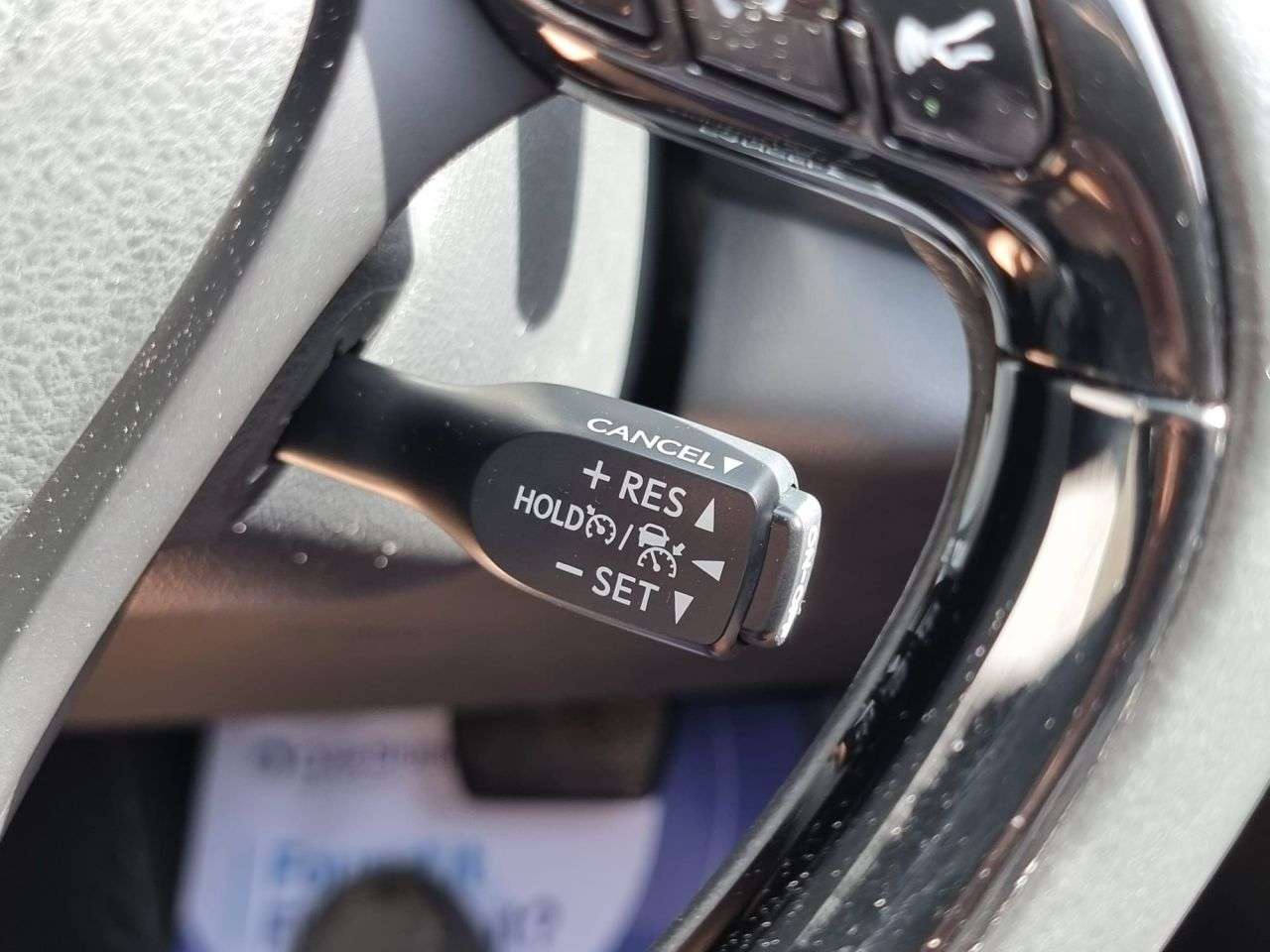 2023 TOYOTA C-HR 2023 TOYOTA C-HR