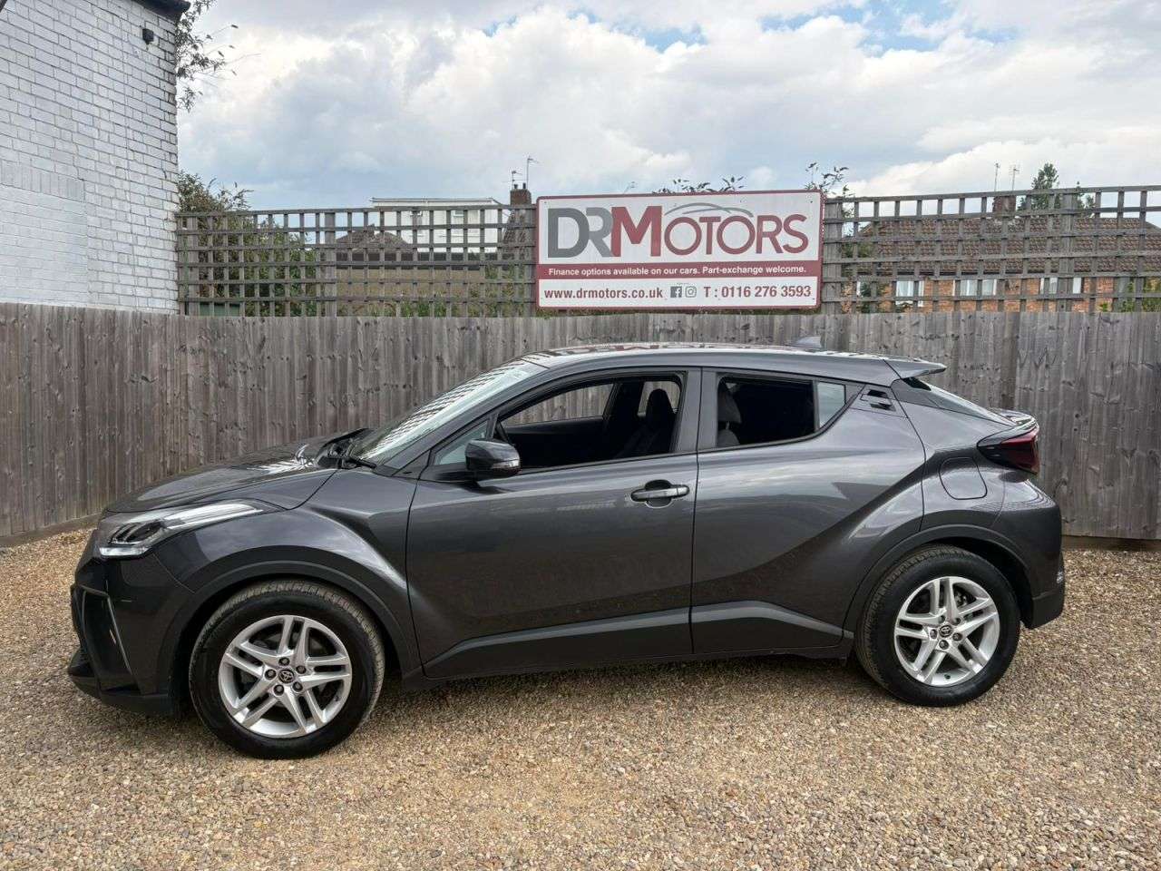 2023 TOYOTA C-HR 2023 TOYOTA C-HR