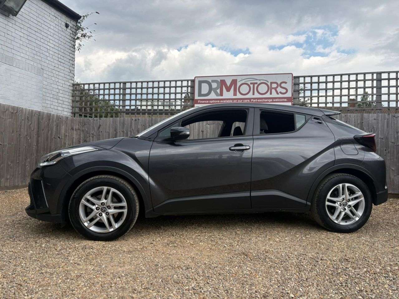 2023 TOYOTA C-HR 2023 TOYOTA C-HR