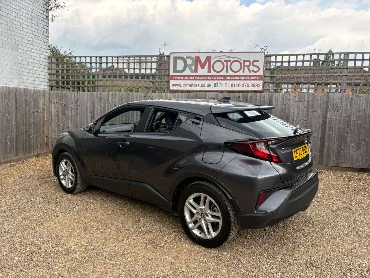 2023 TOYOTA C-HR 2023 TOYOTA C-HR