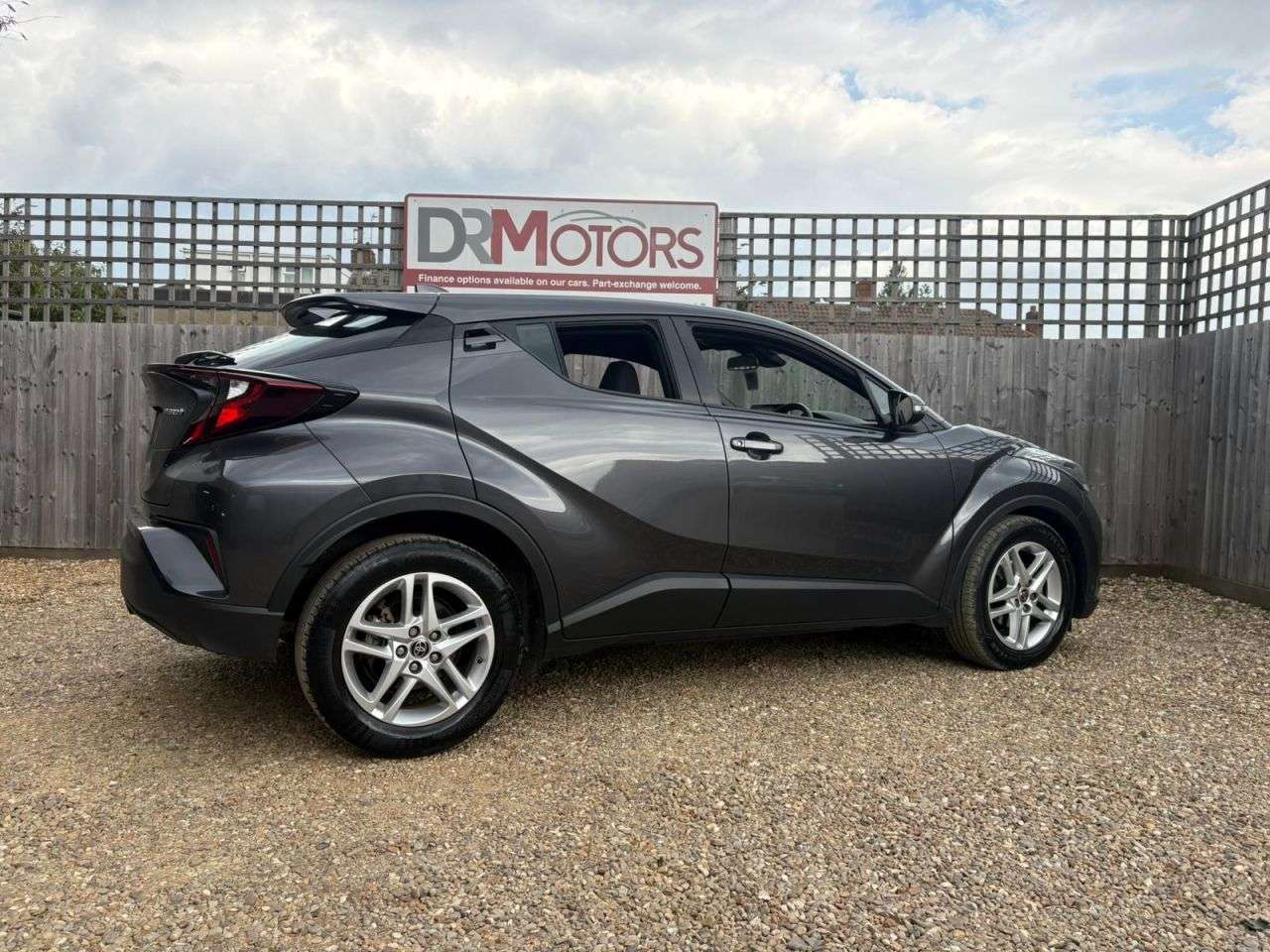 2023 TOYOTA C-HR 2023 TOYOTA C-HR