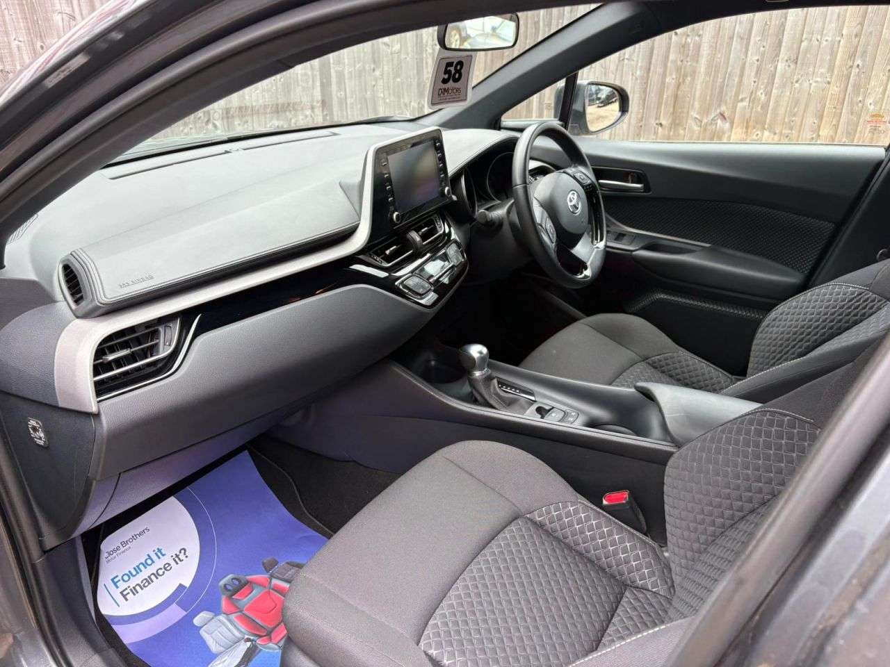 2023 TOYOTA C-HR 2023 TOYOTA C-HR