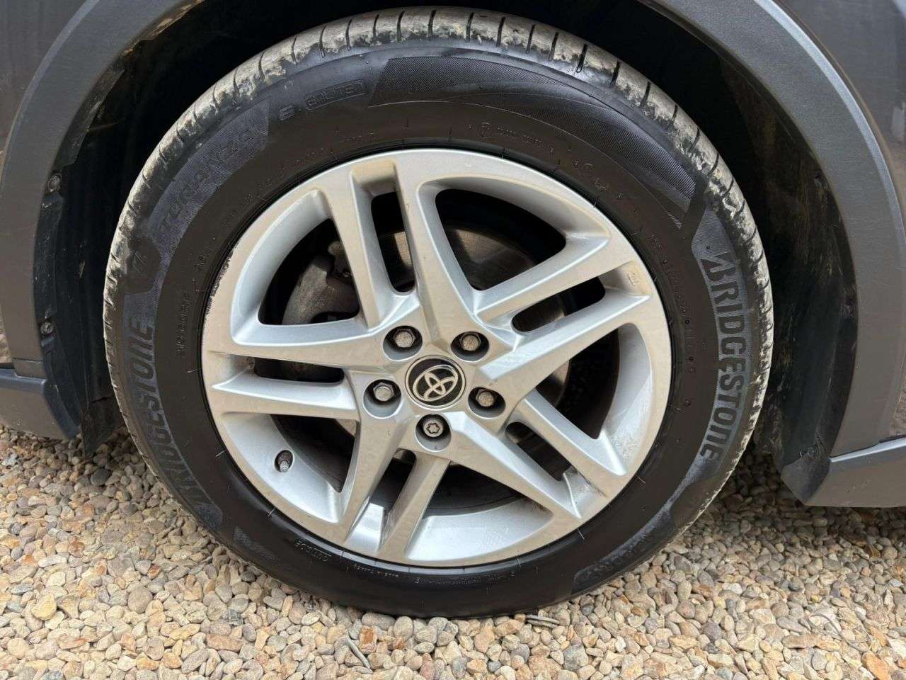 2023 TOYOTA C-HR 2023 TOYOTA C-HR