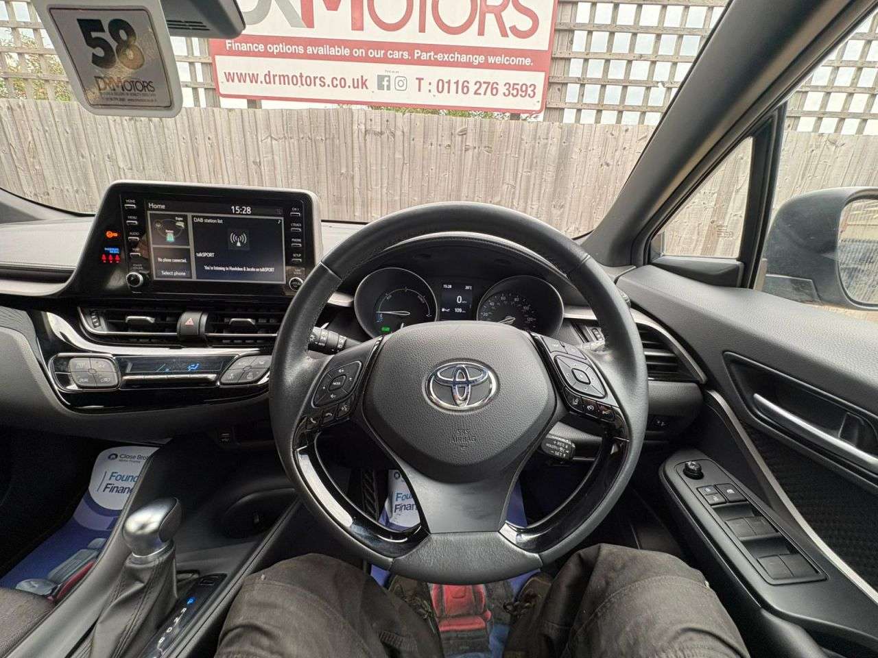 2023 TOYOTA C-HR 2023 TOYOTA C-HR